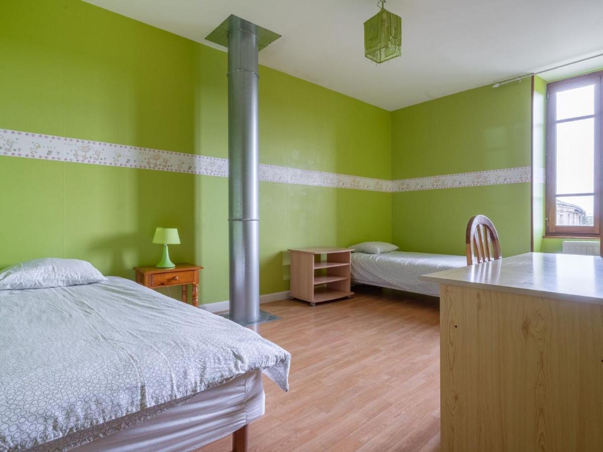 Nouart Vintage Holiday Home With Private Garden חדר תמונה